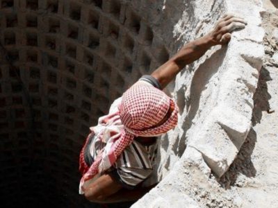 الحفر من أجل البقاء